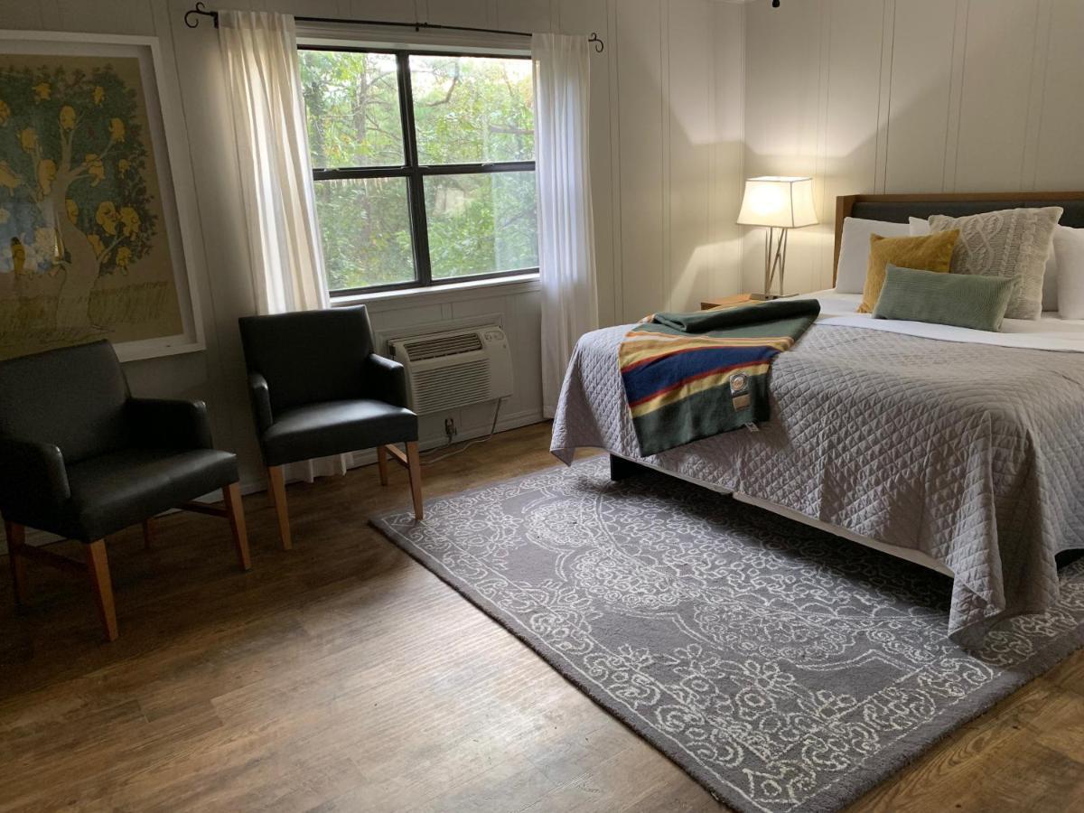 Loblolly Pines Adventure Cabin 2 King Юрика Спрингс Экстерьер фото